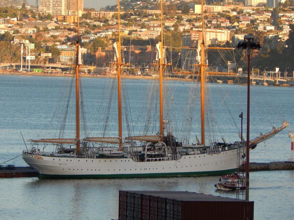 Hostal Recuerdos De Familia Valparaíso Dış mekan fotoğraf